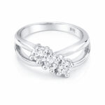 Srebrny pierścionek z cyrkoniami