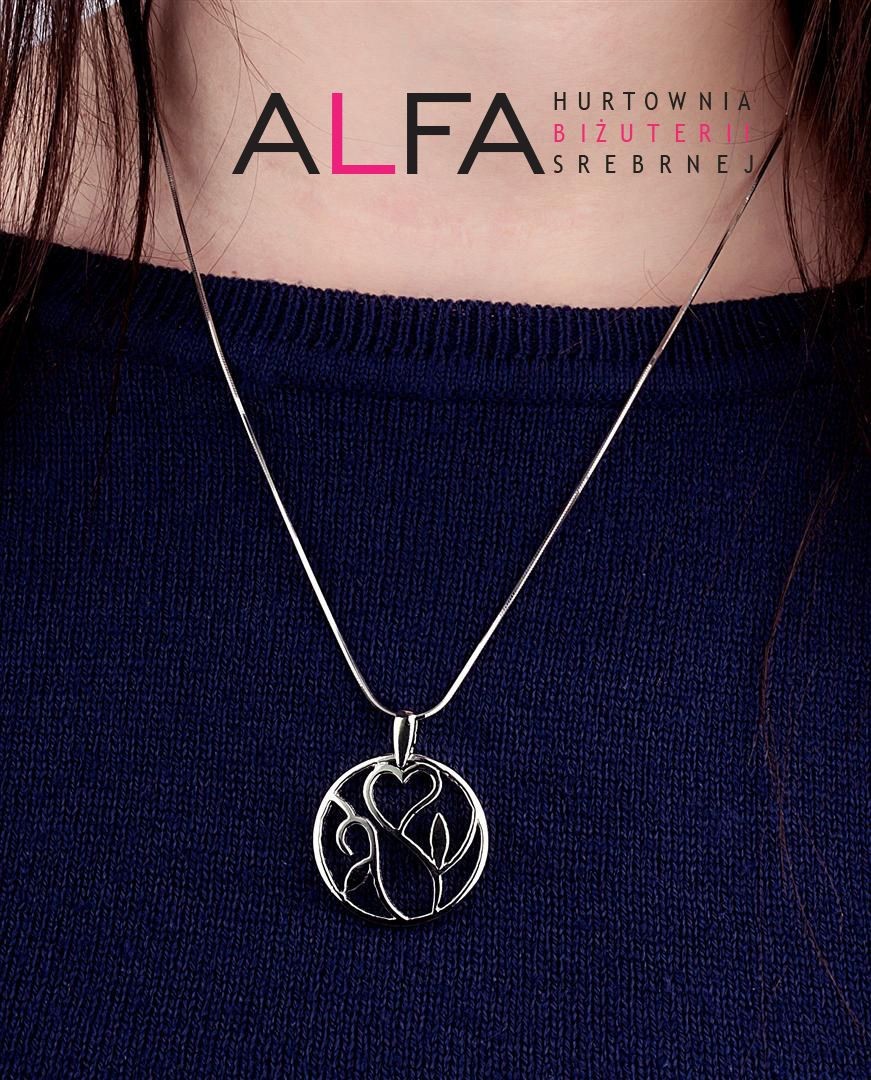 srebrna-zawieszka-z-cyrkoniami