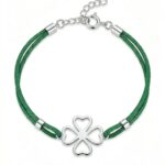 Srebrna bransoletka koniczynka na sznurku