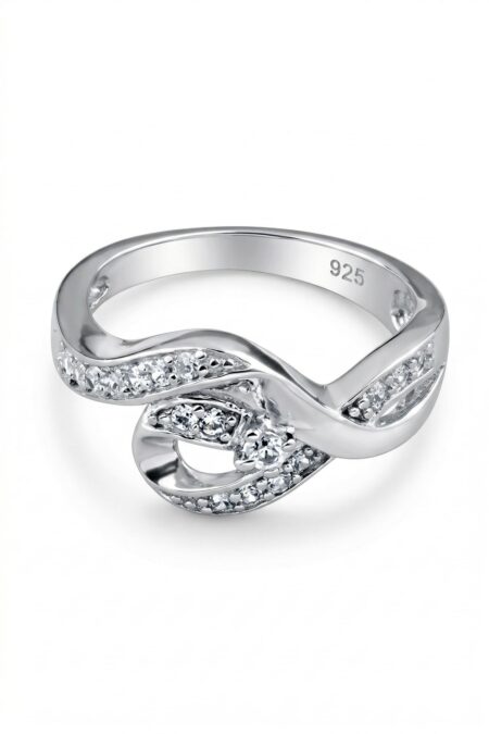 Silberner Ring mit Zirkonia