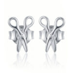Silberne Ohrringe Schere