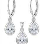 Silbernes Set mit Zirkonia