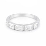 Silberner Ring mit Zirkonia