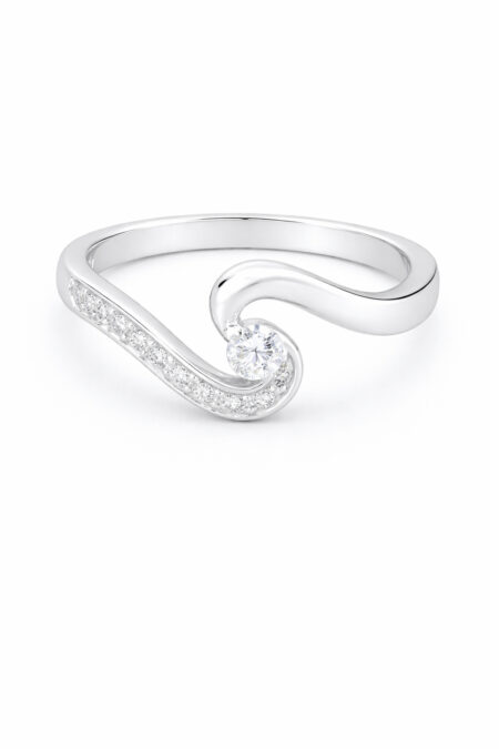 Silberner Ring mit Zirkonia