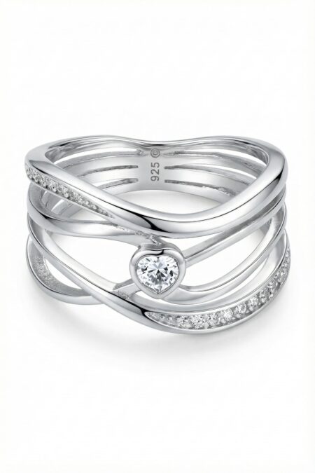 Silberner Ring mit Zirkonia