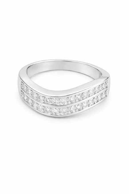 Silberner Ring mit Zirkoniasteinen
