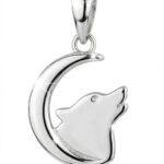 Silberner Anhänger Wolf im Mond